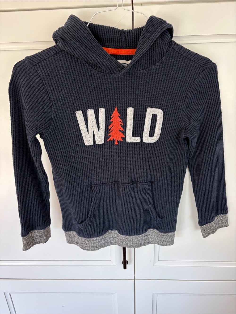 OLD NAVY Navy Waffle Weave Hoodie 'WILD'🌲 Boys Size 8